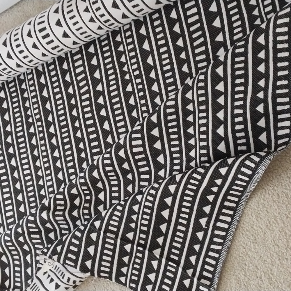 LARSEN FOR COWTAN & TOUT HIEROGLYPH UPHOLSTERY FABRIC REMNANT 6 YARDS - Picture 3 of 5